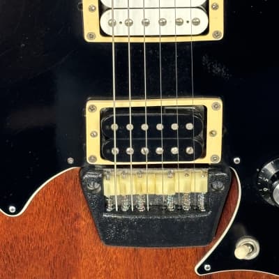 Ovation Deacon 1972 - Red image 3