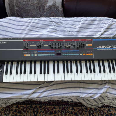 Roland Juno-106 61-Key Programmable Polyphonic Synthesizer 1984 - 1985 - Black