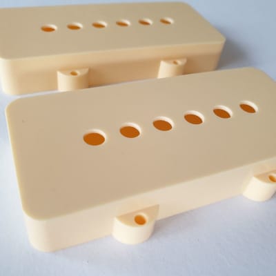 Set of 2 Jazzmaster 62 & 65 RI pickup covers cream fits fender image 1