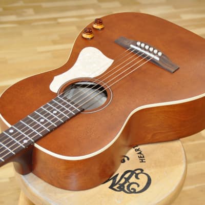 ART & LUTHERIE Roadhouse Havana Brown Q-Discrete / Made In Canada / Parlor Electro image 6