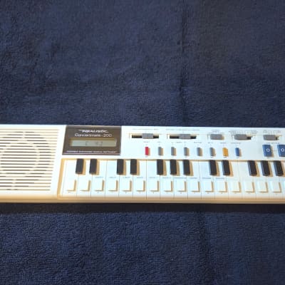 Vintage 1980s Realistic Concertmate 200 Keyboard (Casio VL-Tone)