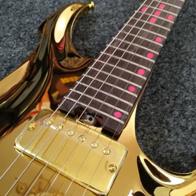 KOLOSS X6 headless Aluminum body electric guitar Gold image 3