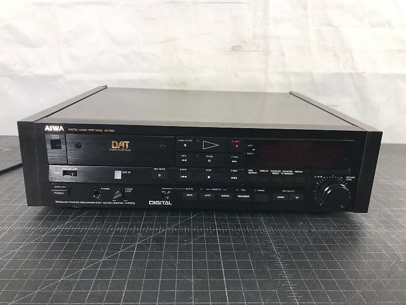 Vintage Aiwa XD-999 Digital Audio Tape Deck