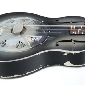 MOONSHINER BLUES  Slide Guitar on the Mystery Resonator 
