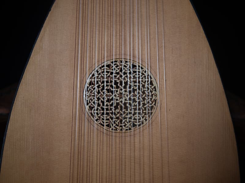 Baroque Lute | Reverb