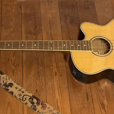 Freshman FA1BN - Natural gloss electro-acoustic bass for sale