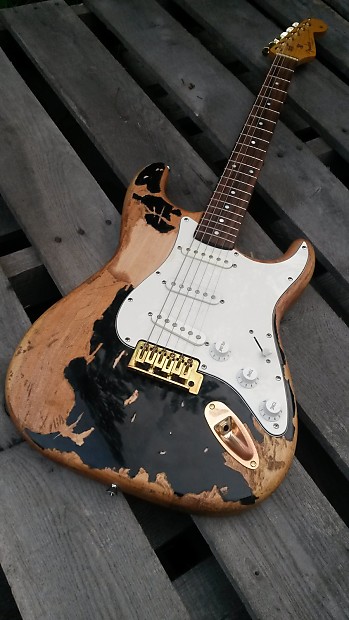 John mayer relic strat top