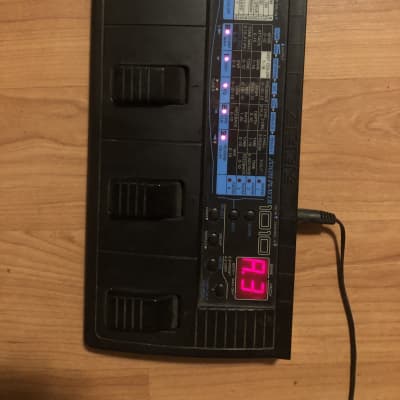 Reverb.com listing, price, conditions, and images for zoom-1010