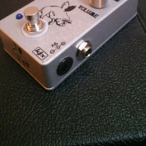 HFX - Pigs - Gilmour Wall Fuzz image 3
