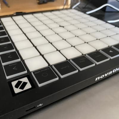 Novation Launchpad X Pad Controller - Present - Black