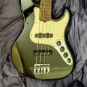 Fender American Deluxe Jazz Bass Fretless