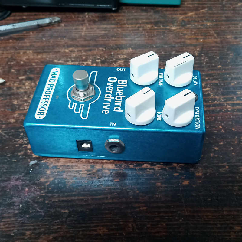 Mad Professor SKY BLUE Overdrive - Demo by Alberto Barrero