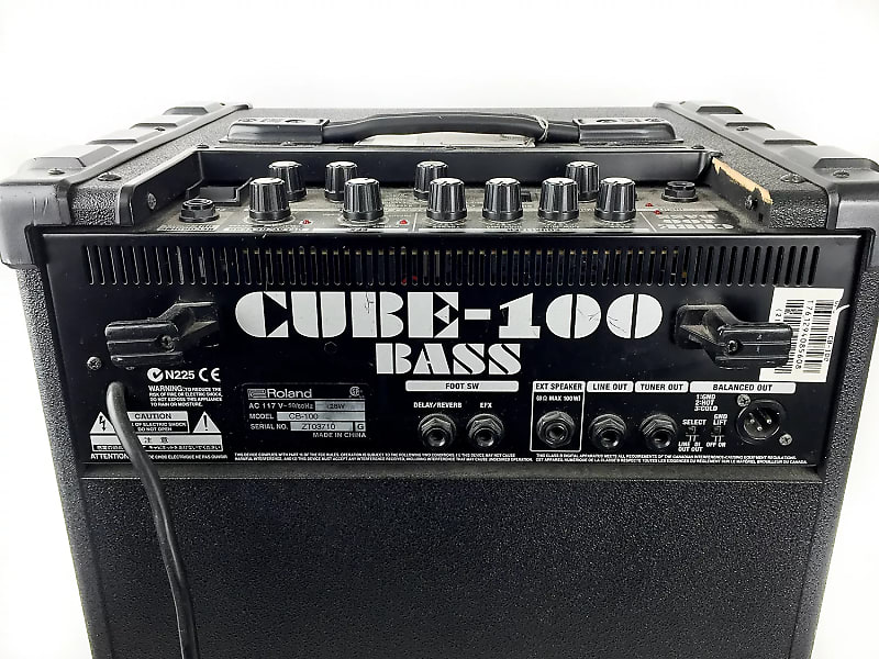Roland CUBE-100 Bass 100-Watt 1x12" Bass Combo image 2
