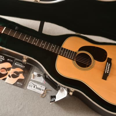 2016 Martin Standard Series D-28 Dreadnought Acoustic Guitar