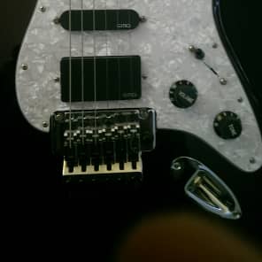 Fender Stratocaster Floyd Rose EMG 81/SA/SA image 5