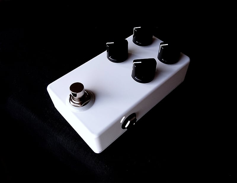 Custom MB Style Subsynth  + mods image 1