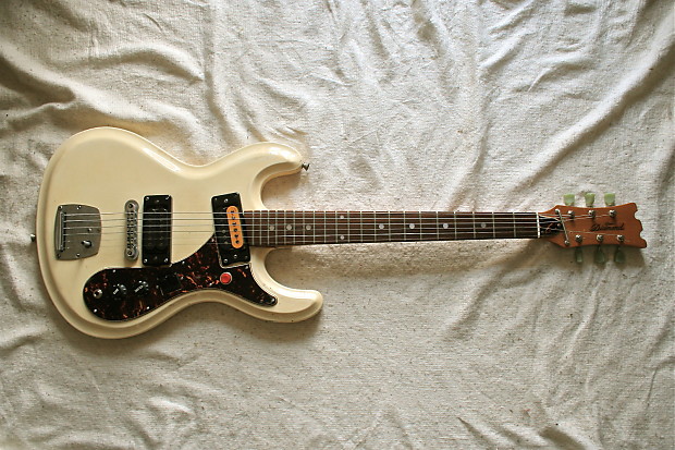 Aria Diamond Univox Hi-Flier 1970 Vintage White | Reverb