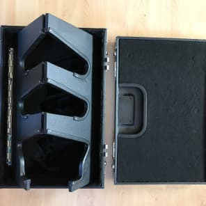 Gator Cases Mini Bone Rotationally Molded Polyethylene Guitar Pedal Board  with Cinch Style Carry Bag; USA Made, 12.5 x 6 x 2 (G-MINI BONE)