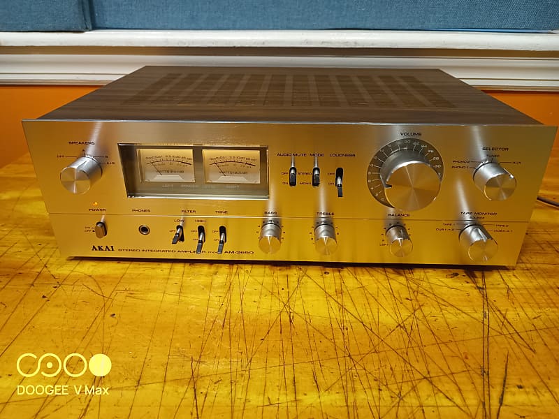 akai am 2650
