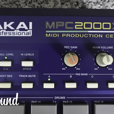 Akai MPC 2000 XL MIDI PRODUCTION CENTER Blue Sequencer in Very Good Condition image 12