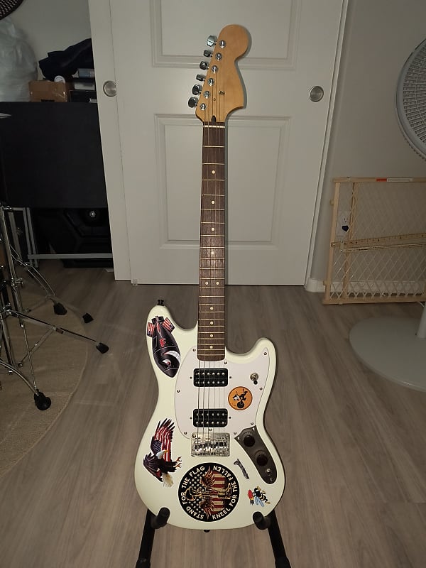 Custom Squier Bullet Mustang w/Gibson 490T/R pickups, Hipshot Reverb