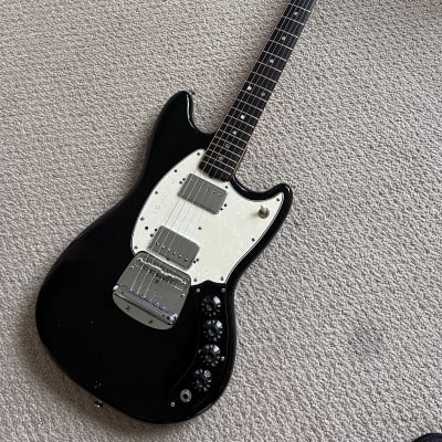 Fender Mustang 1965 – The Guitar Colonel