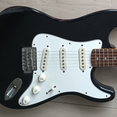 Sunn Fender Mustang Stratocaster 1980s -Black image 11