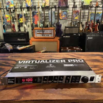 Behringer Virtualizer Pro DSP2024P 24-Bit Multi-Engine Effects