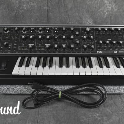 Moog subsequent 37 Paraphonic Analog Synthesizer in Excellent Condition.