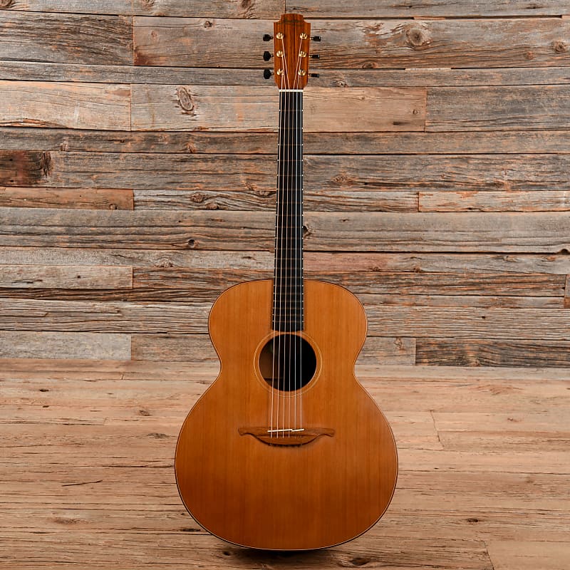 Lowden O-10 Natural | Reverb