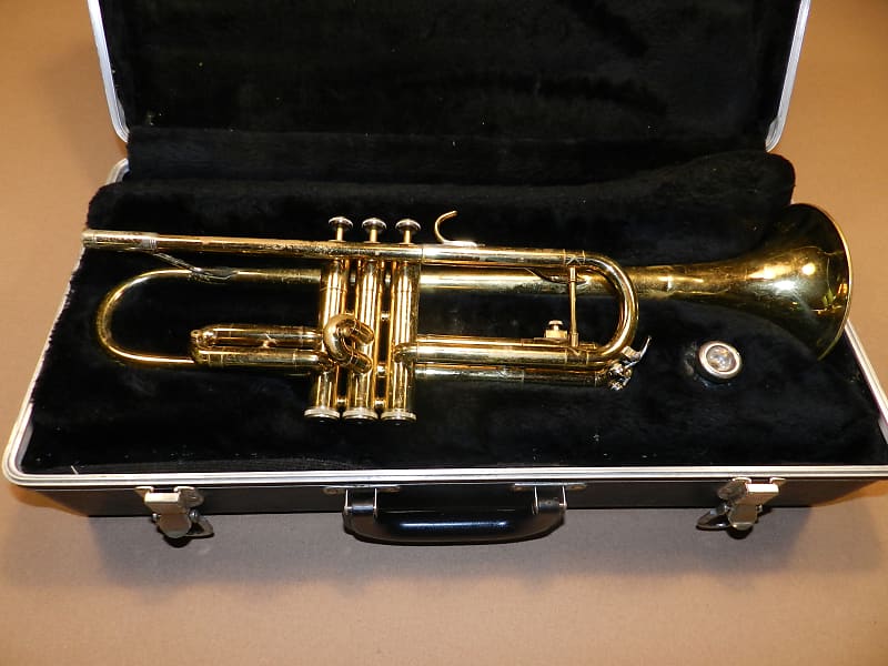 Bach TR300 Student Trumpet | Reverb