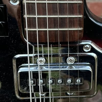 Teisco Sorrento E-10 Offset Electric Guitar 1960’s - Red Burst image 6