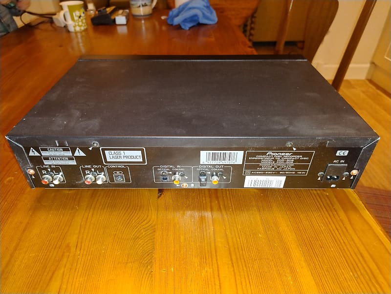 Pioneer PDR - 509 - CD Recorder and Player 2000  			