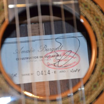 Amalio Burguet 2M=finest classical guitar*handmade in Spain 2014*solid selected tone woods: cedar top/rosewood body*sounds/plays/looks great*LR Baggs Element pickup*perfect for stage/studio or enjoy that superb guitar at home...you'll love it image 4