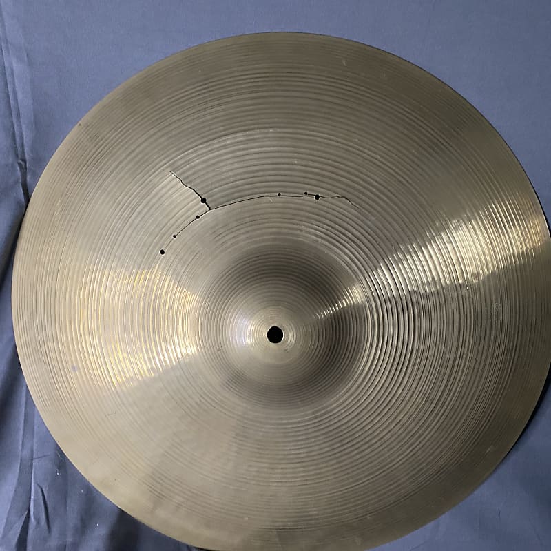 A. Zildjian 18