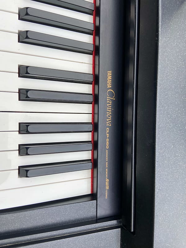 Yamaha Clavinova CLP-560 Black