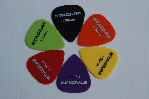 STADIUM 1.20 mm Guitar Picks Pack of 50 w Free Guitar String Winder