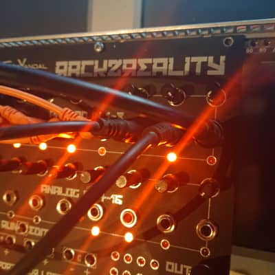 Medigrade Rack 2 Reallity eurorack CV to MIDI image 2