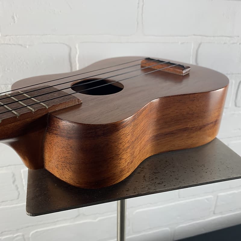 Kamaka Hawaii HF-1 Standard Soprano Ukulele — Northern