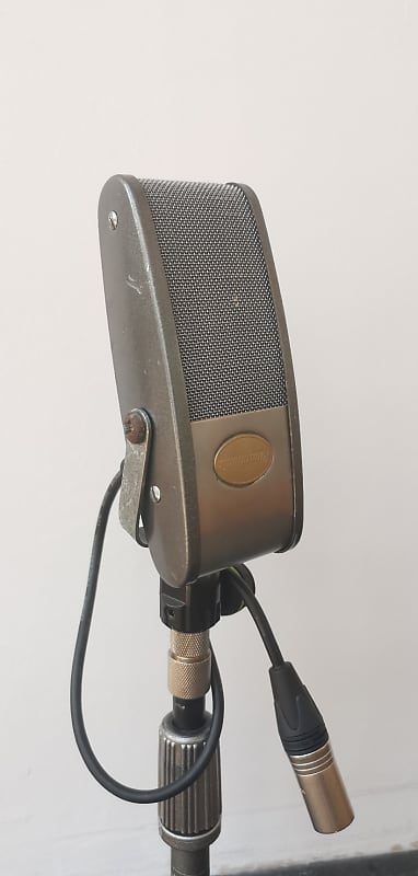 Pamphonic / Lustraphone / Grundig VR53 Ribbon Microphone | Reverb