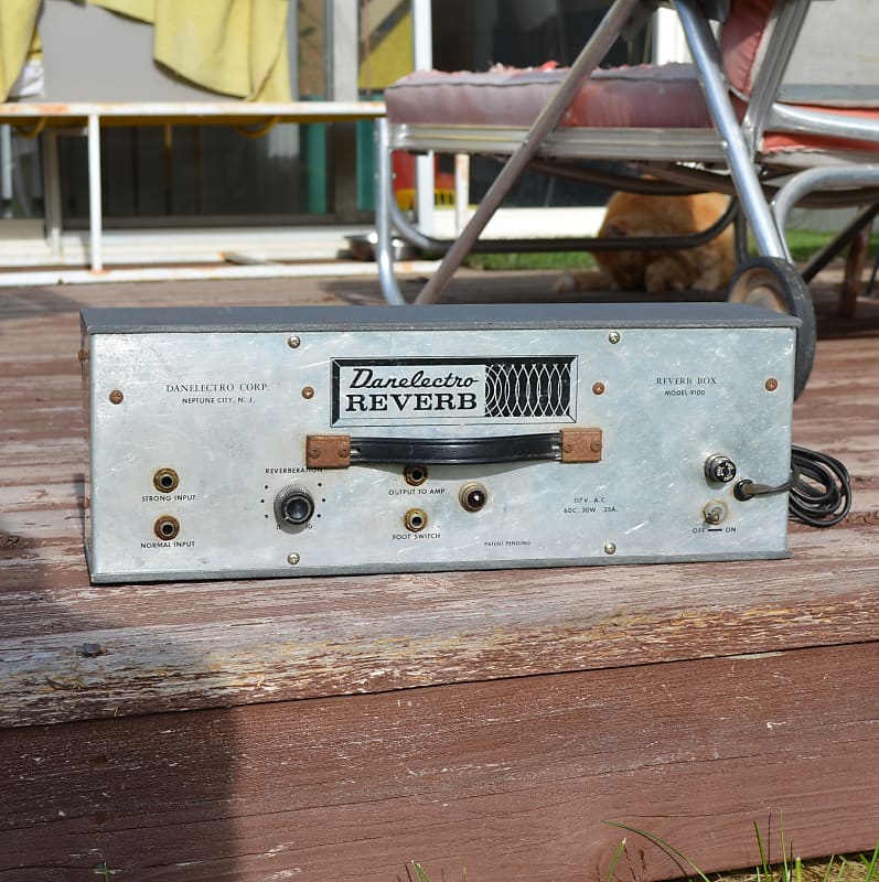 Danelectro 9100 outlet reverb box