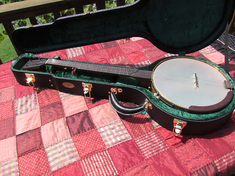 OME Tupelo Banjo 12” Head, maple rim, with Armrest.  Very woody sound! image 1