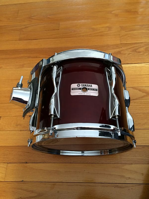 YAMAHA　TT910RC 10インチ　タム　ケース付き

20000円 Yamaha TT-910RF Recording Custom 10x9