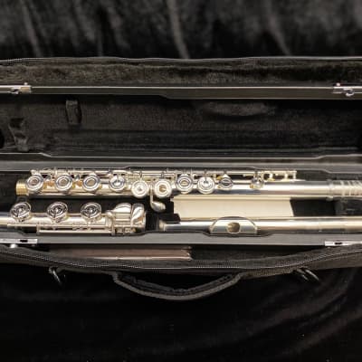 Haynes AF680-BO Intermediate Open-Hole Flute with Offset G and B Foot image 1