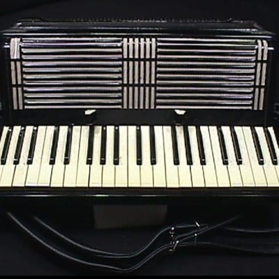 Vintage Italian Made Contessa II 120 Bass Accordion in it's Original Case & Ready to Play as-is image 2