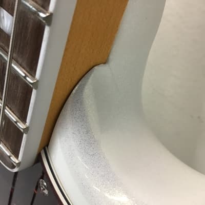 Used Fender AMERICAN ULTRA JAZZ BASS Bass Guitars White image 7