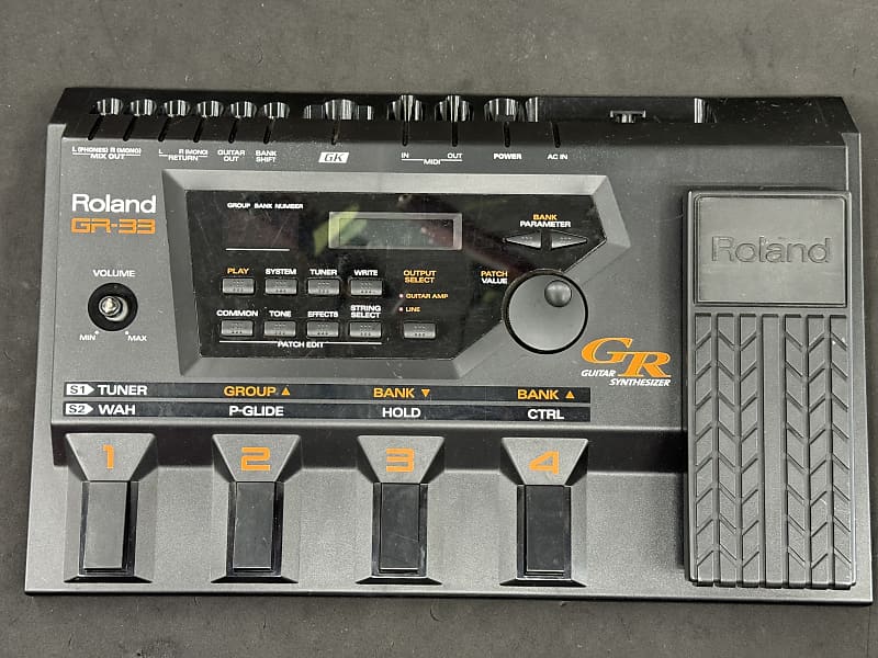 Roland GR-33 2000s - Black image 1