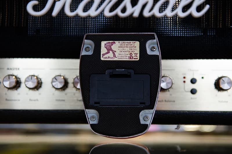 Danelectro Cool Cat Fuzz V1 - YouTube