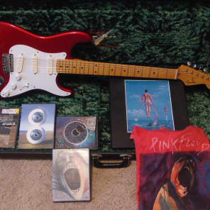 David Gilmour Custom Fender Stratocaster 57 Reissue 1999/2012 Candy Apple Red Pink Floyd Package image 1