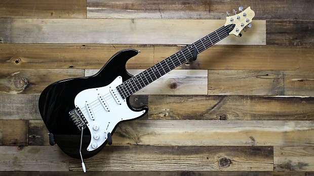 Used samick mb1 malibu shop electric guitars black